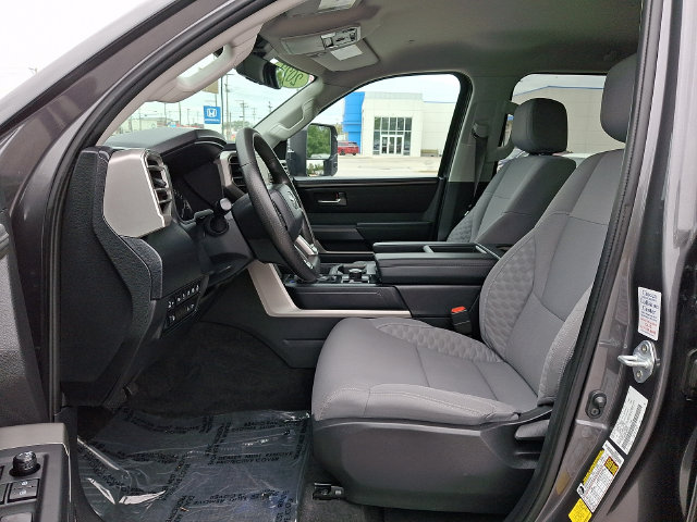 2022 Toyota Tundra SR5 - Photo 16
