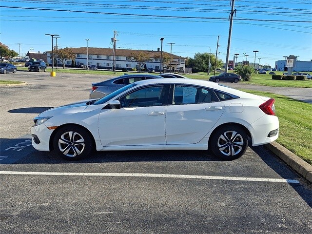 2018 Honda Civic LX photo 4