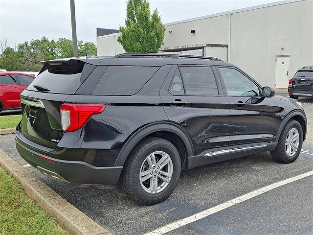 2023 Ford Explorer XLT photo 4