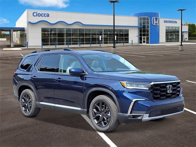 2025 Honda Pilot Touring photo 4