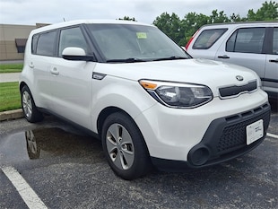 2016 Kia Soul Base FWD Hatchback
