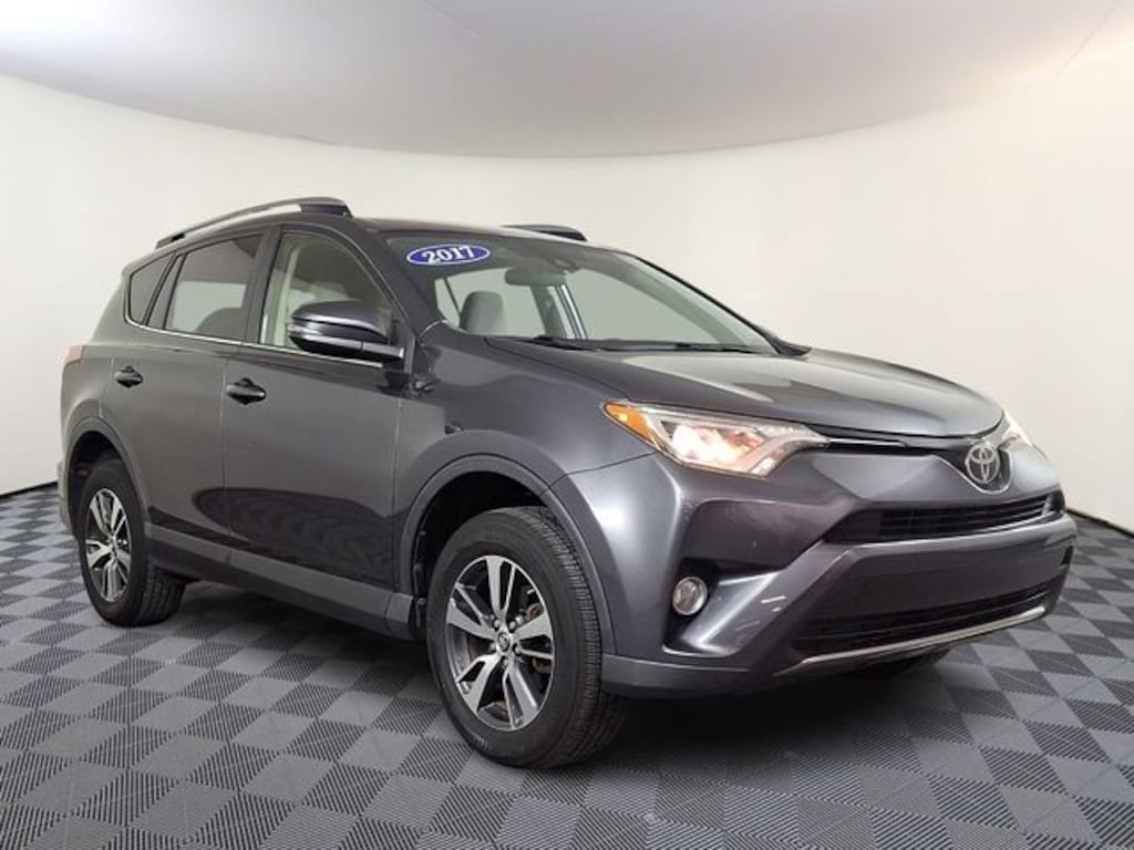 Used 2017 Toyota RAV4 XLE SUV