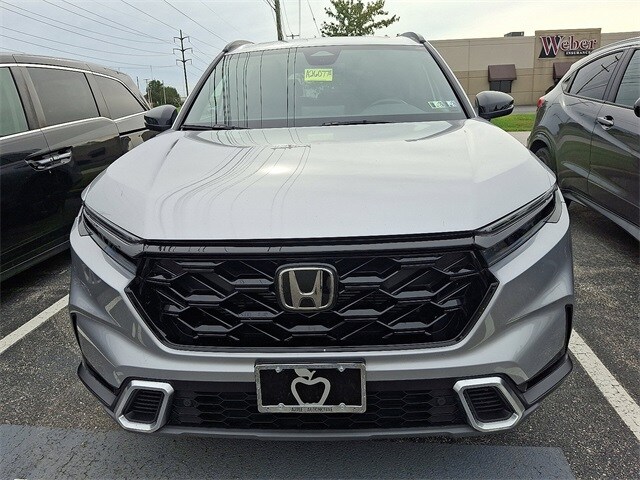 2023 Honda CR-V Hybrid Sport Touring photo 2