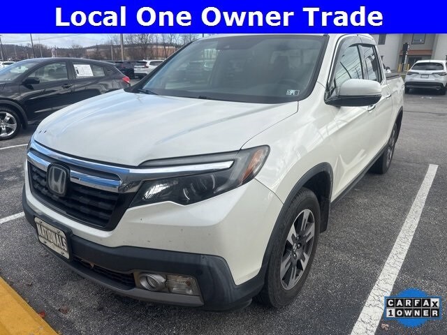 2017 Honda Ridgeline RTL-E photo 2