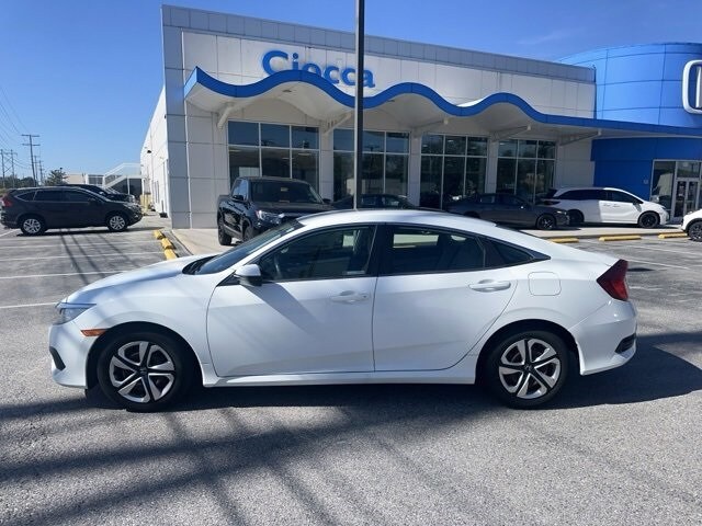 2018 Honda Civic LX photo 3
