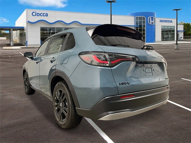 2026 Honda HR-V Sport photo 3