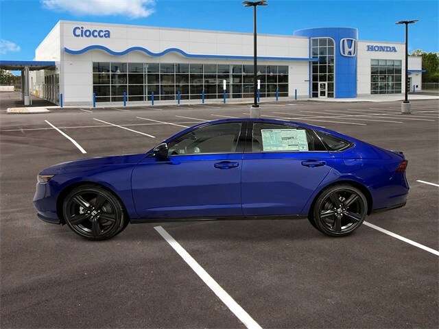 2025 Honda Accord Hybrid Sport-L photo 2
