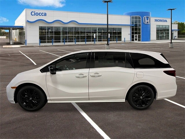 2025 Honda Odyssey photo 2
