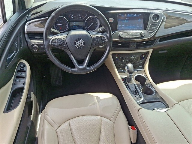 2020 Buick Envision Essence photo 2