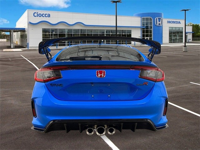 2025 Honda Civic Type R Hatchback photo 4