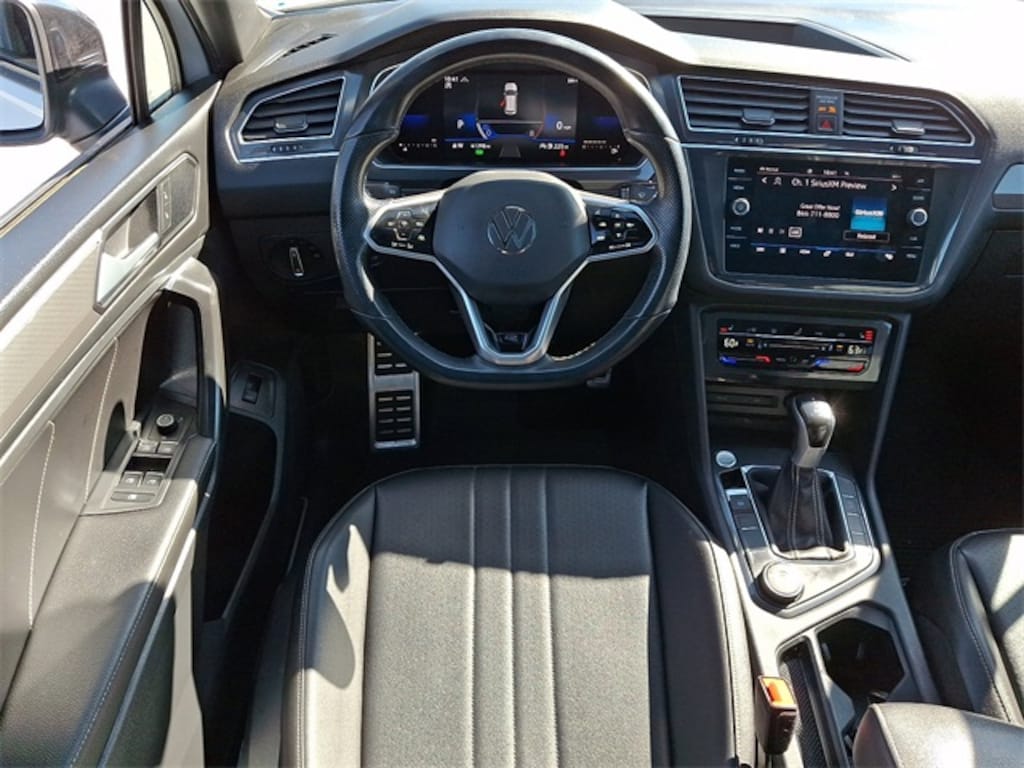 Used 2022 Volkswagen Tiguan 2.0T SE R-Line Black SUV