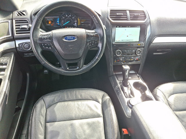Used 2017 Ford Explorer XLT with VIN 1FM5K8D8XHGE18286 for sale in Hanover, PA