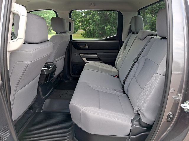 2022 Toyota Tundra SR5 - Photo 10