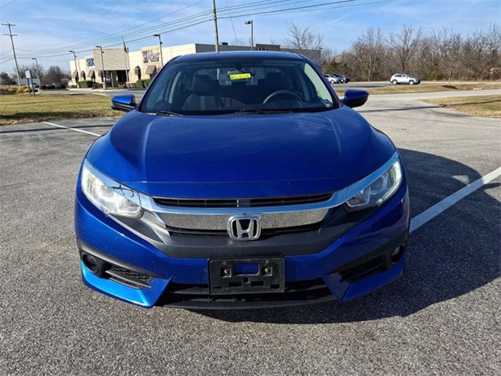 Used 2017 Honda Civic EX-T Sedan