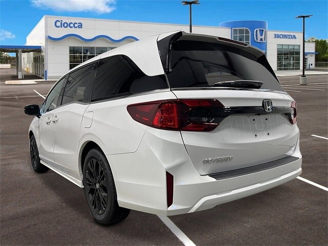 2025 Honda Odyssey photo 3