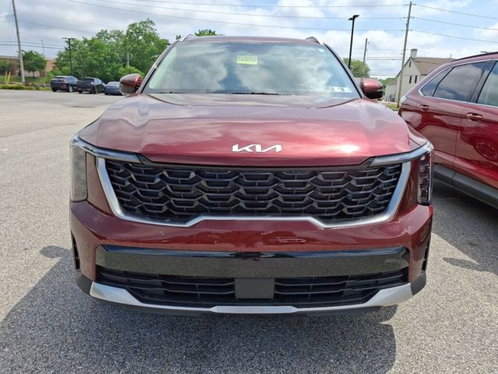 Used 2025 Kia Sorento S SUV
