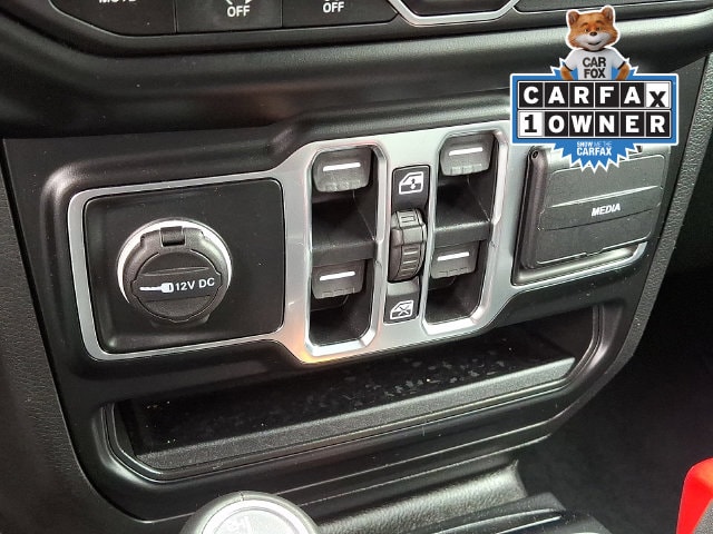 2022 Jeep Wrangler Unlimited Sahara - Photo 23