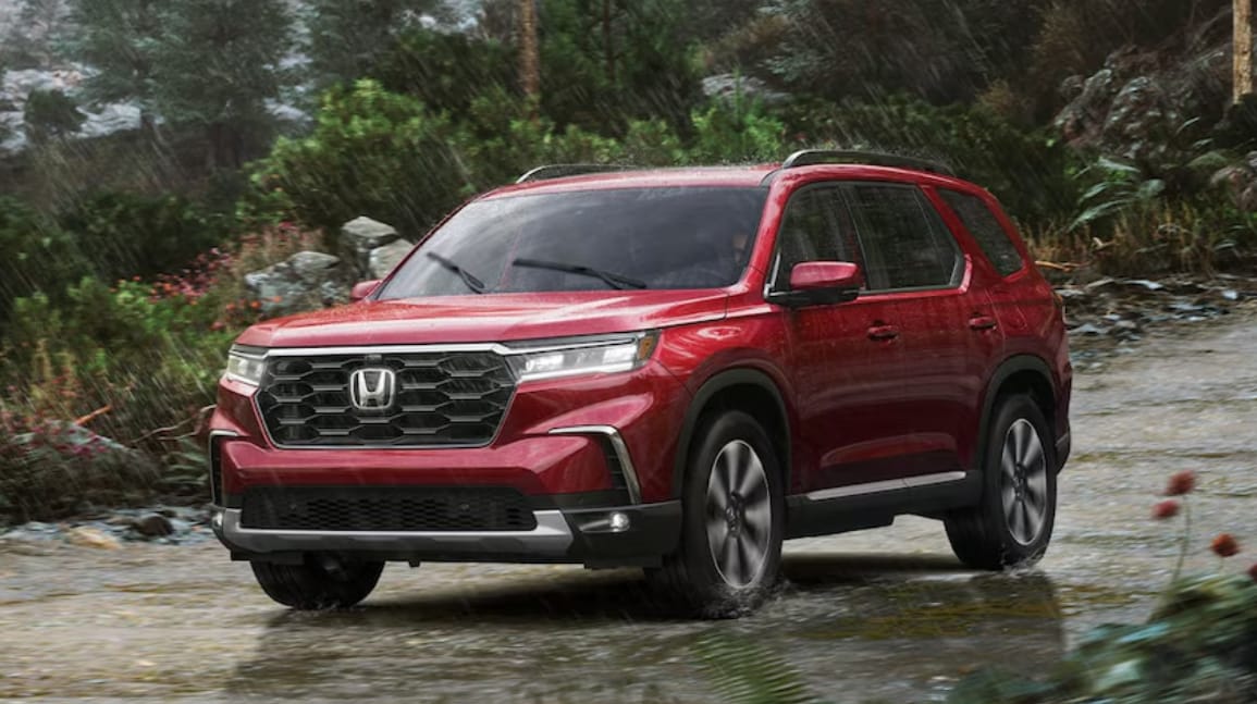 2025 Honda Pilot Offroading
