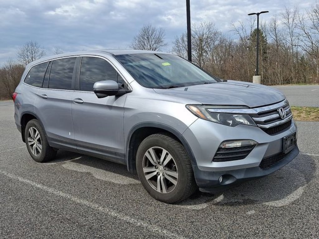 Used 2017 Honda Pilot EX-L AWD SUV