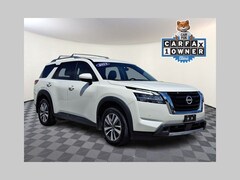 2023 Nissan Pathfinder SL SUV