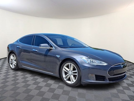 2016 Tesla Model S 70D (DISC) Sedan