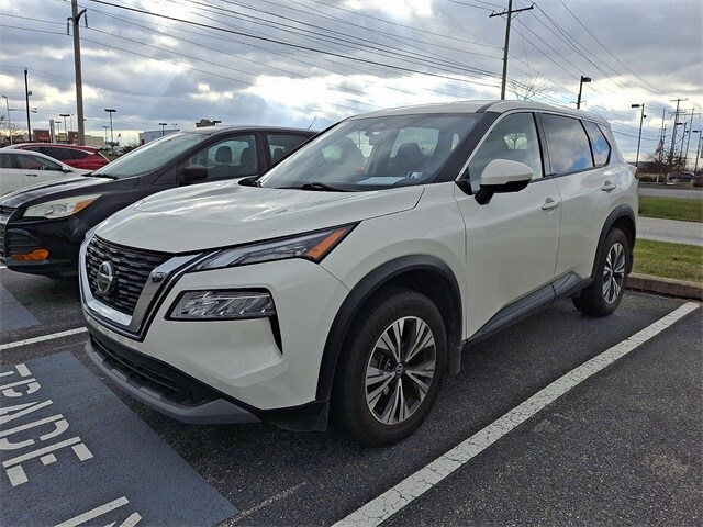 2021 Nissan Rogue SV photo 3