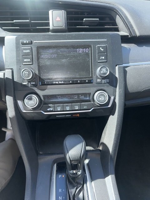 2018 Honda Civic LX photo 4