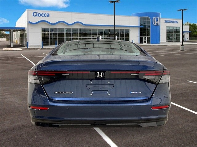 2025 Honda Accord Hybrid EX-L photo 3