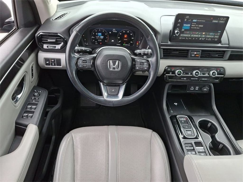 Used 2023 Honda Pilot Elite SUV