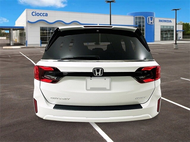 2025 Honda Odyssey photo 4