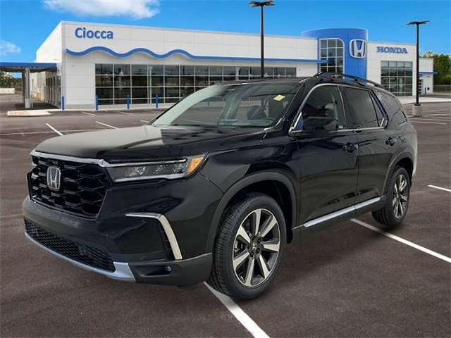 2025 Honda Pilot Elite's photo