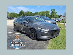 2023 Hyundai Elantra SEL Sedan
