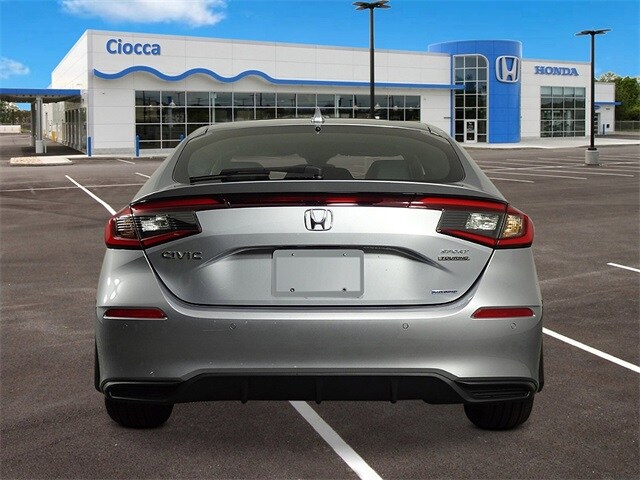2026 Honda Civic Hybrid Sport Touring Hatchback photo 4