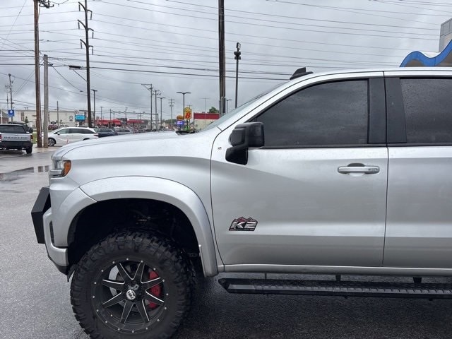 Used 2019 Chevrolet Silverado 1500 RST with VIN 3GCUYEED4KG127433 for sale in Hanover, PA