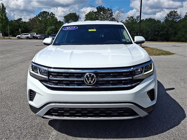 2023 Volkswagen Atlas V6 SE Technology photo 2