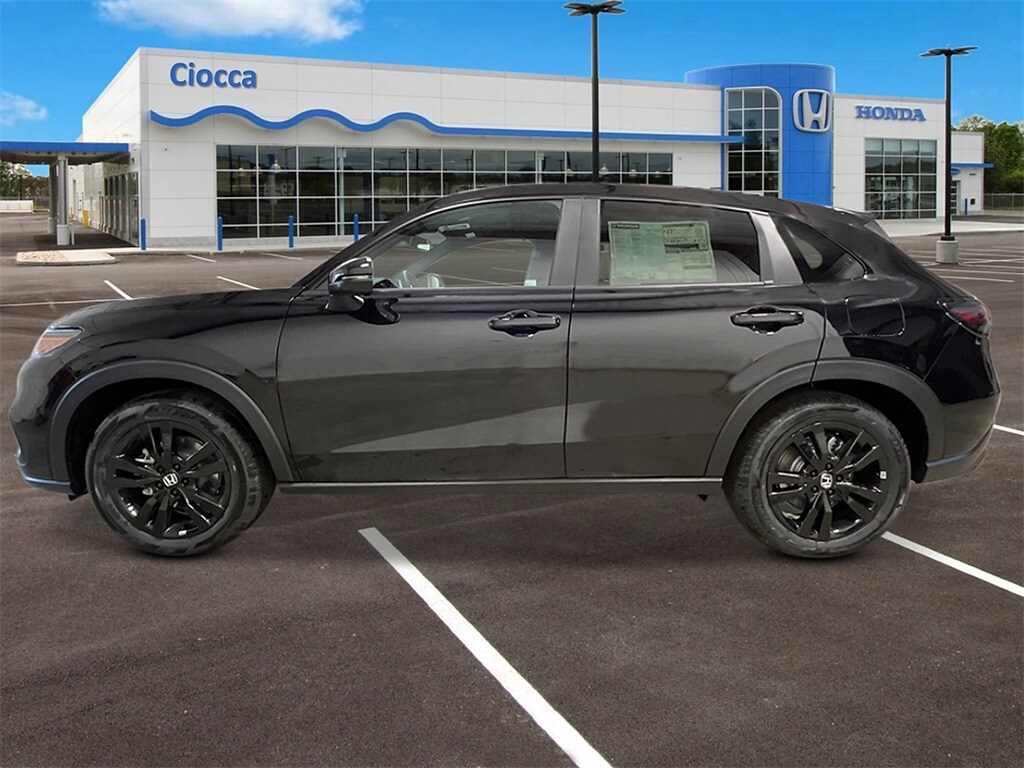 2026 Honda HR-V Sport photo 2