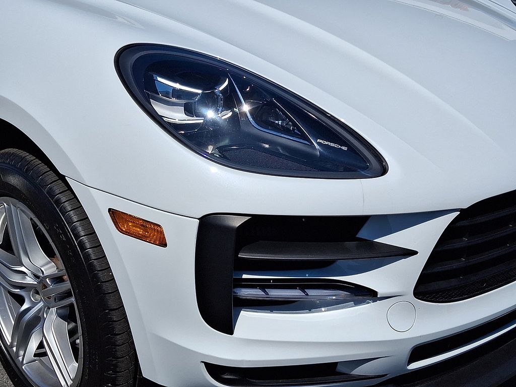 2021 Porsche Macan S - Photo 17