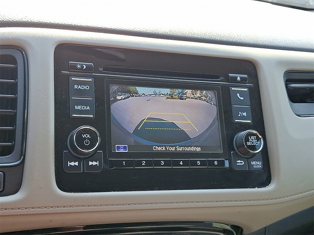 2022 Honda HR-V LX photo 2