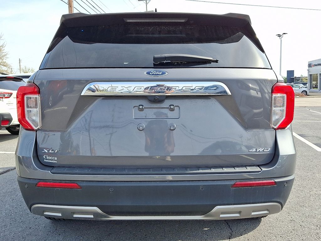 2023 Ford Explorer XLT - Photo 8
