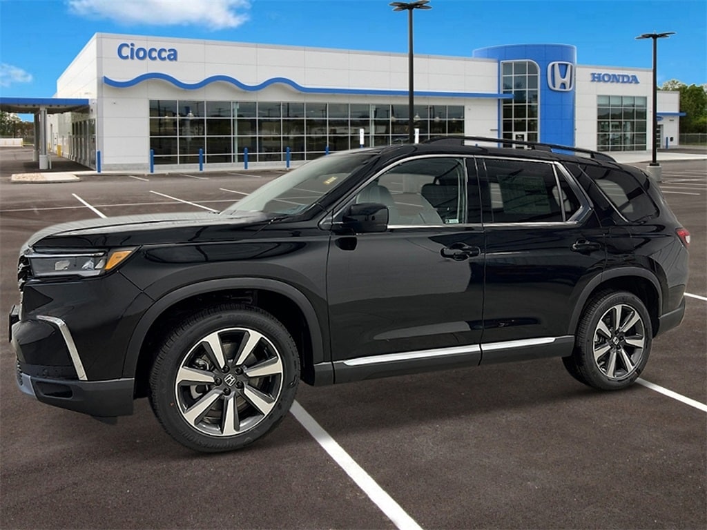 New 2025 Honda Pilot Touring SUV