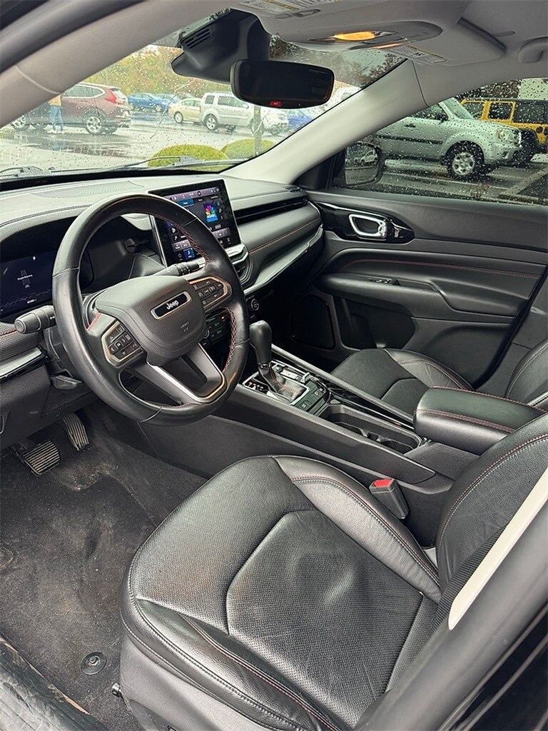 2022 Jeep Compass Trailhawk photo 2