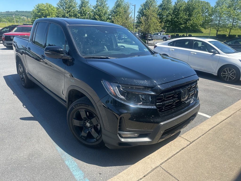 2024 Honda Ridgeline Black Edition's photo