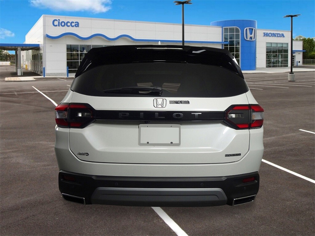 New 2025 Honda Pilot For Sale at Ciocca Honda VIN 5FNYG1H7XSB035770