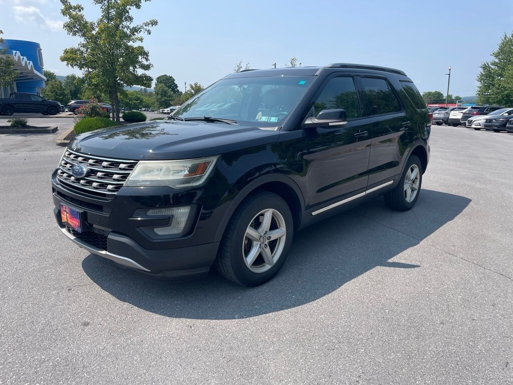 Used 2016 Ford Explorer XLT SUV