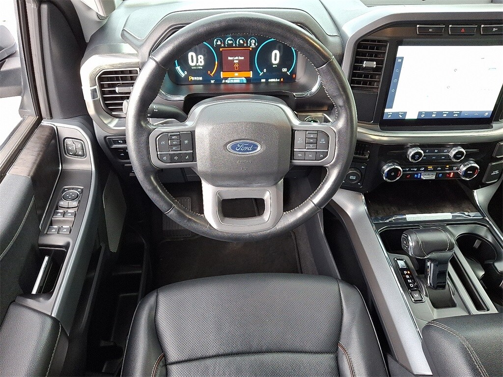 2023 Ford F-150 Lariat photo 2