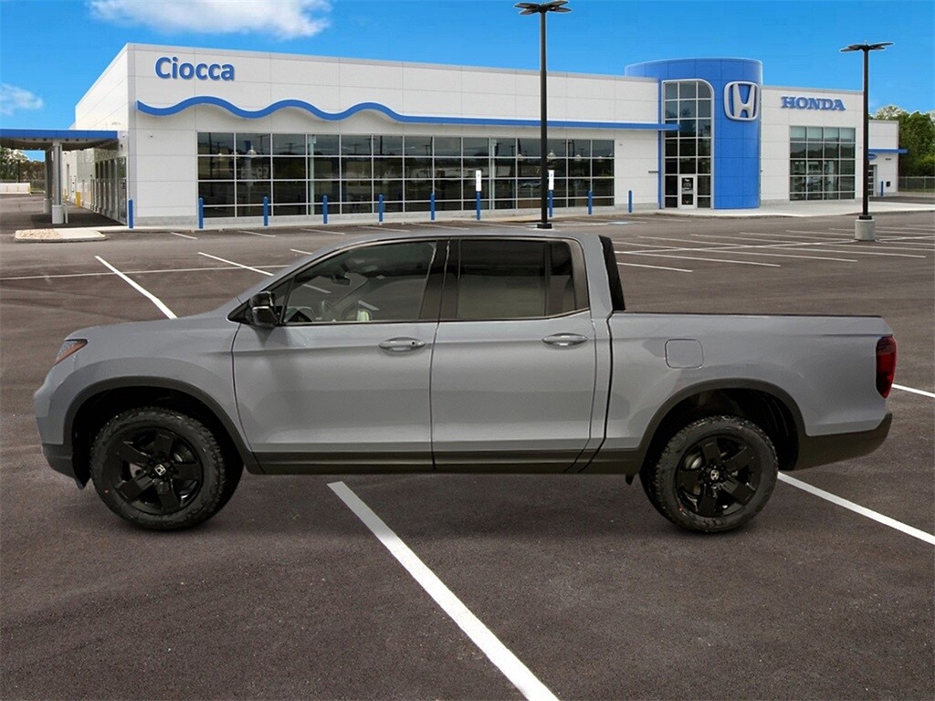 2026 Honda Ridgeline Black Edition photo 2