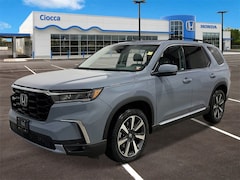 2025 Honda Pilot Touring SUV