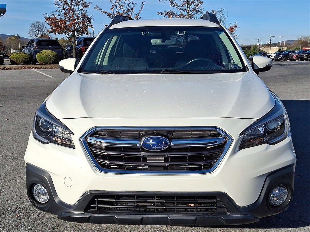 2019 Subaru Outback 2.5i Premium photo 4
