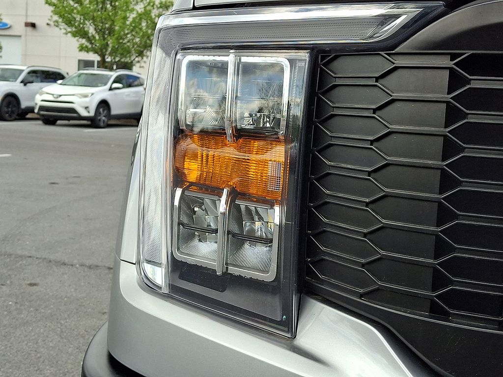 2022 Ford F-150 XLT - Photo 12