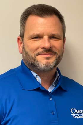 Staff member Robert Saar from ID_de2d88593291